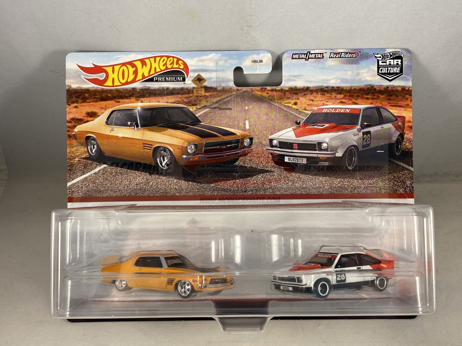 Hot Wheels Premium  2 Pack - '73 Holden Monaro GTS & '77 Holden Torana A9X