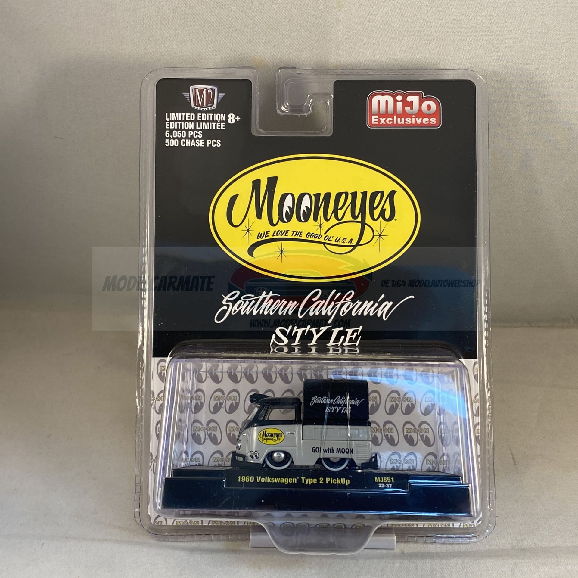 M2 Machines - 1960 Volkswagen Type2 PickUp - Mooneyes Southern California Style