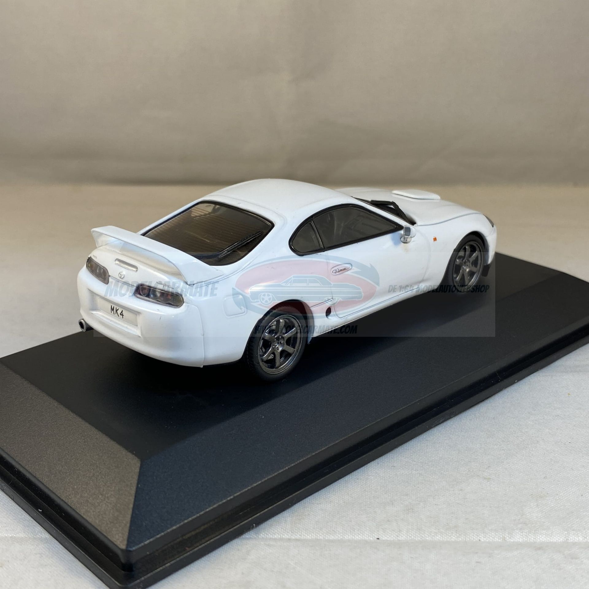 Solido Toyota Supra Mk4 2001 (wt) - 1:43