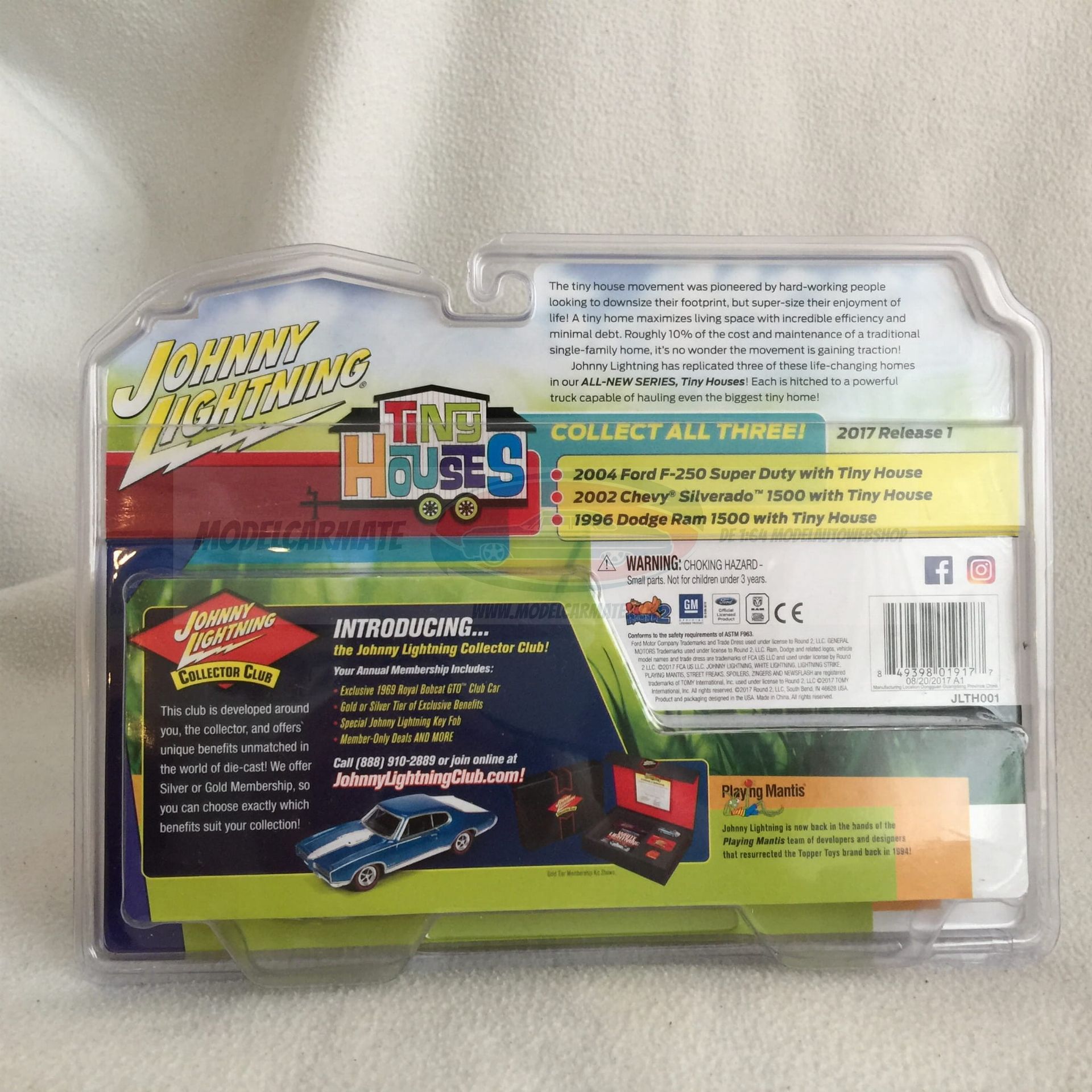 Johnny Lightning Ford F-250 Super Duty with Tiny House