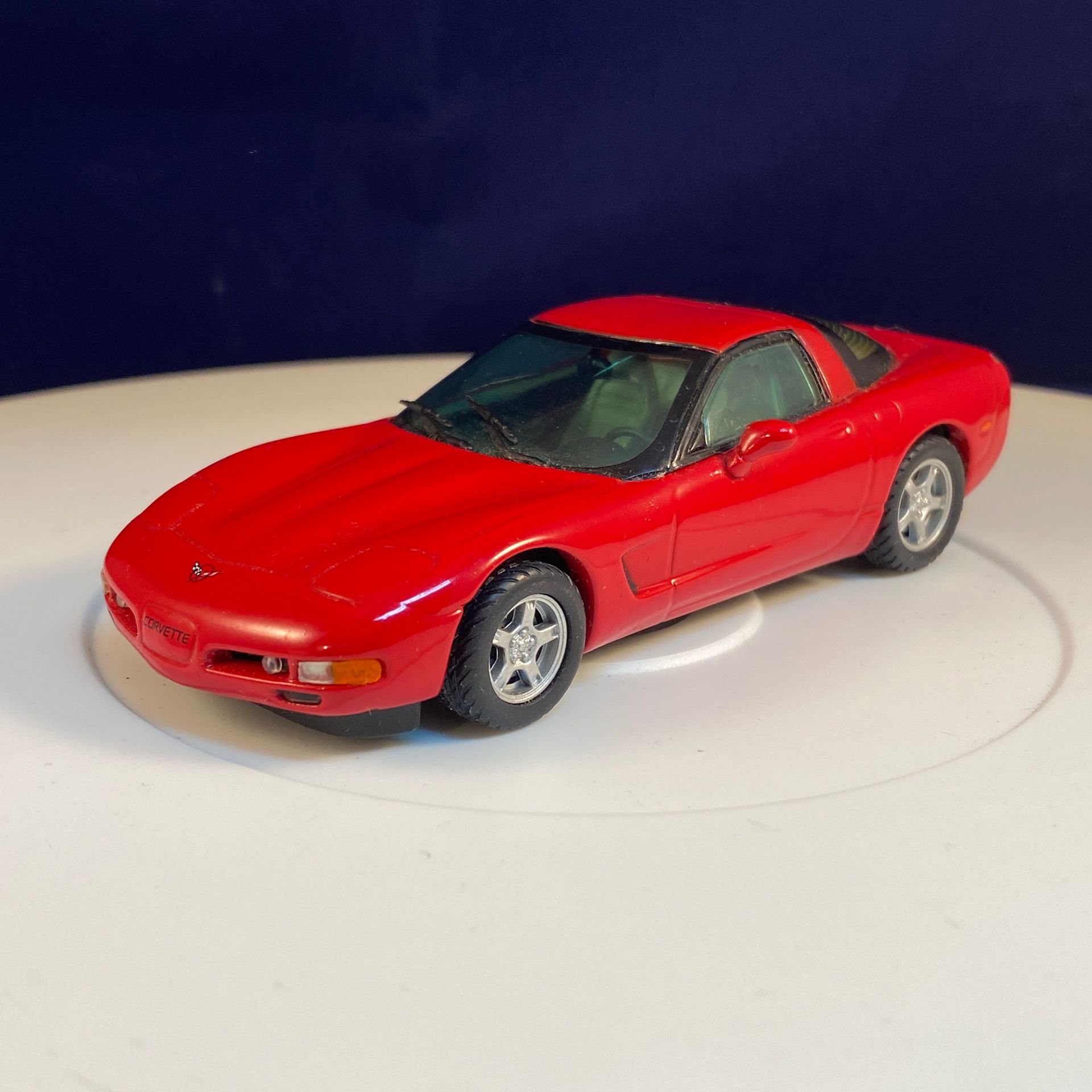 Matchbox Ultra - Chevrolet Corvette 97