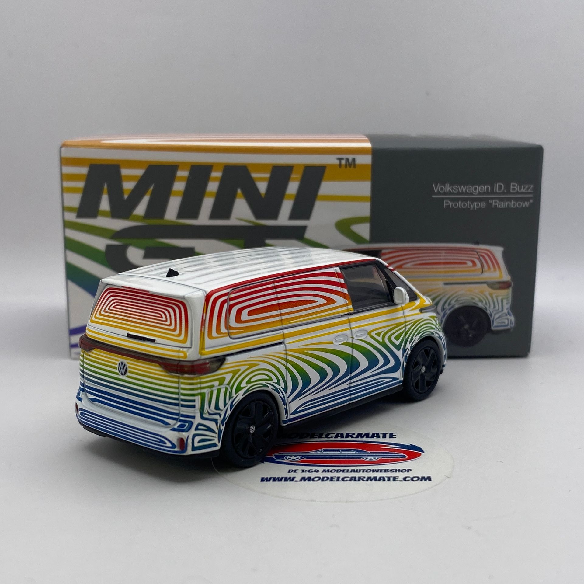 Mini GT Volkswagen ID Buzz (LHD) #899