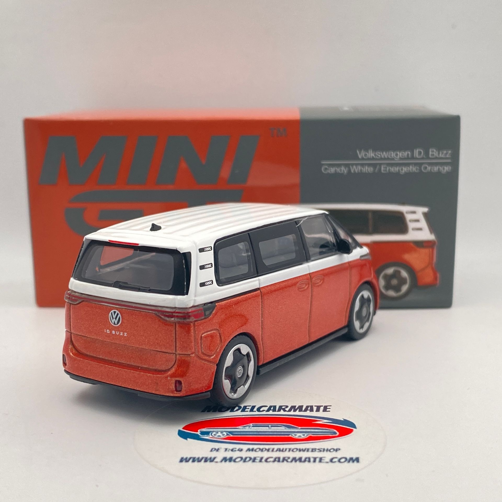 Mini GT Volkswagen ID. Buzz #1061