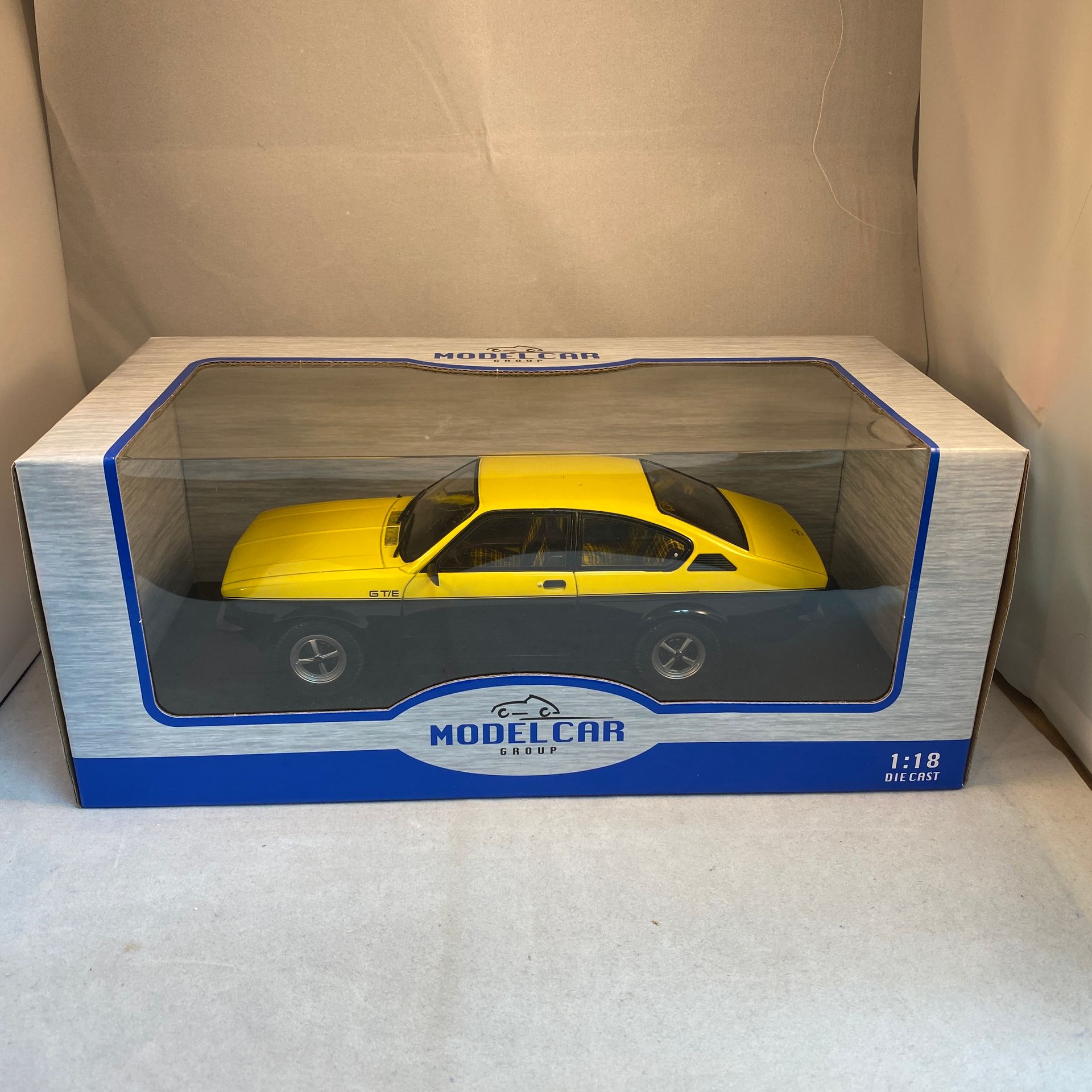 MCG Opel Kadett C Coupe GT/E - 1:18