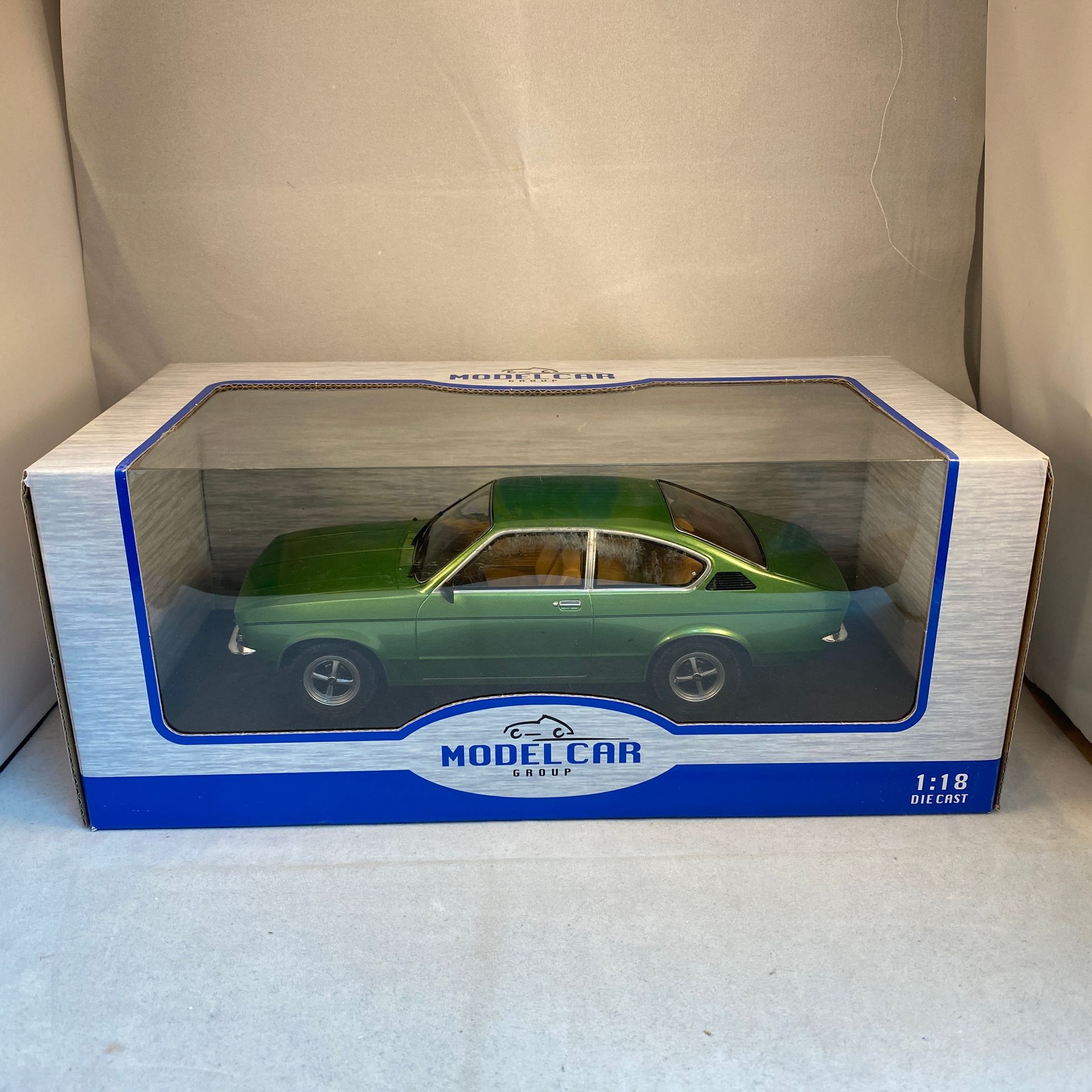 MCG Opel Kadett C Coupe - 1:18