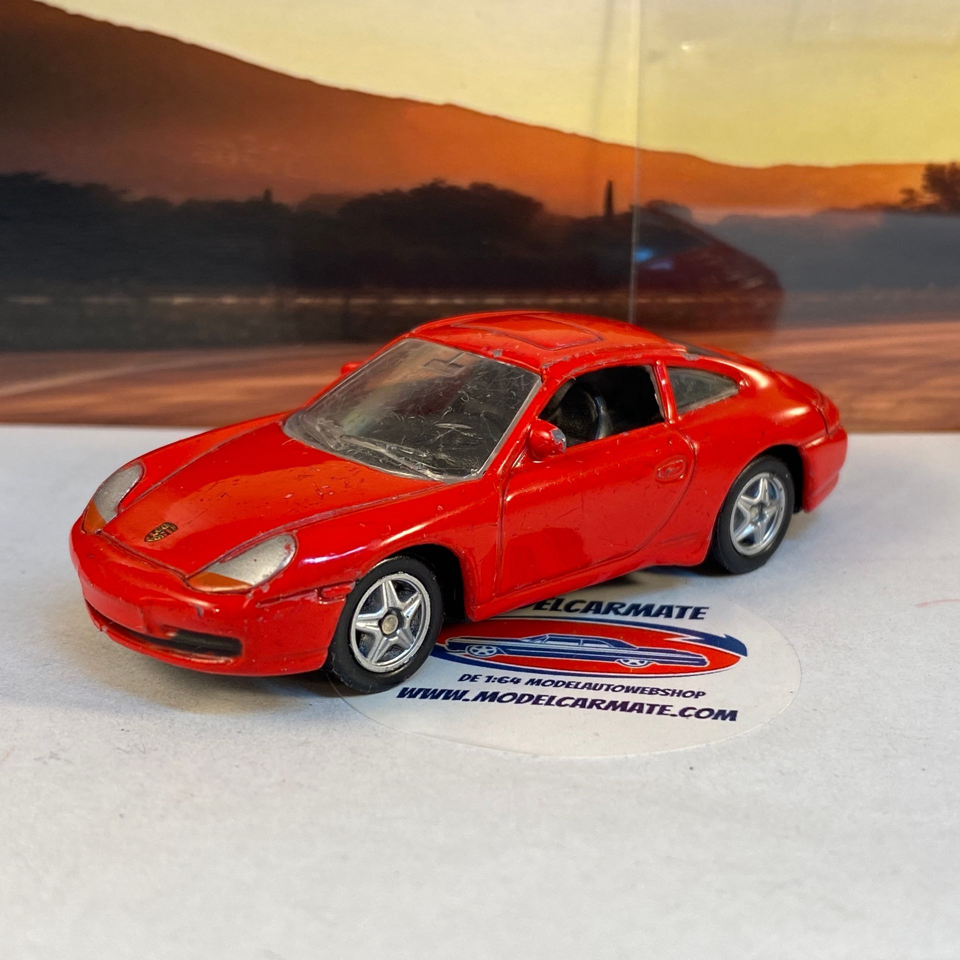 Welly Porsche 911 Carrera (996)