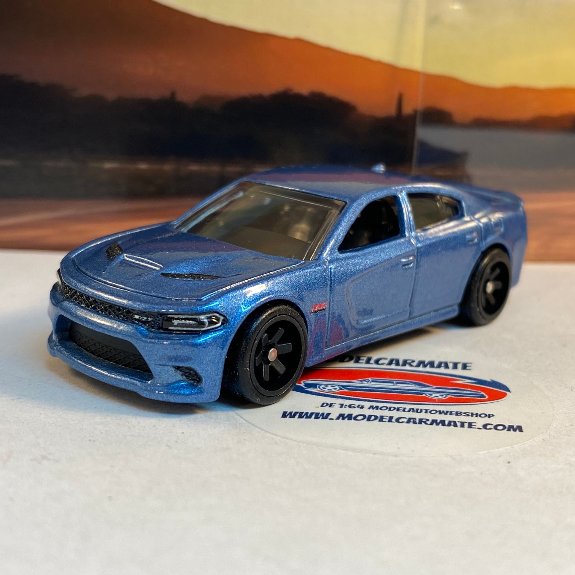 Hot Wheels Premium 2015 Dodge Charger SRT