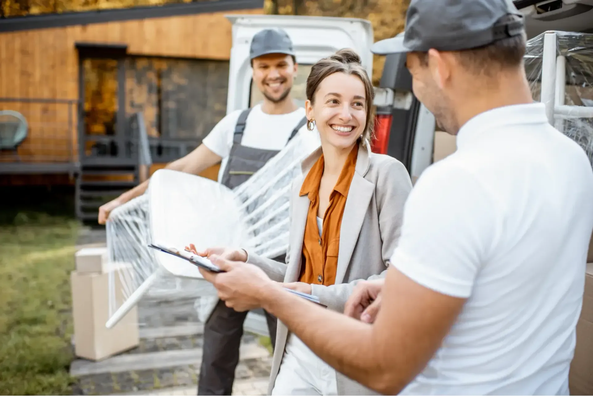 Businesswoman speaking with movers