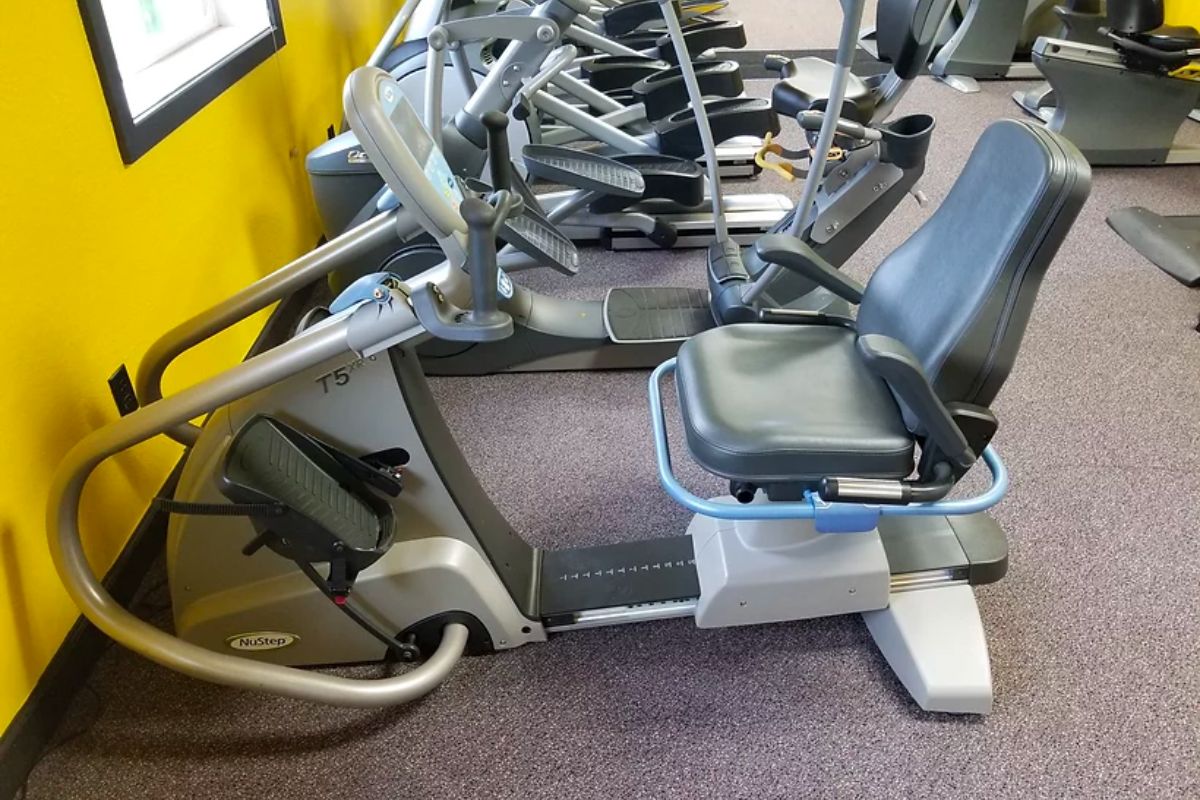 exercise bike - total fitness wi