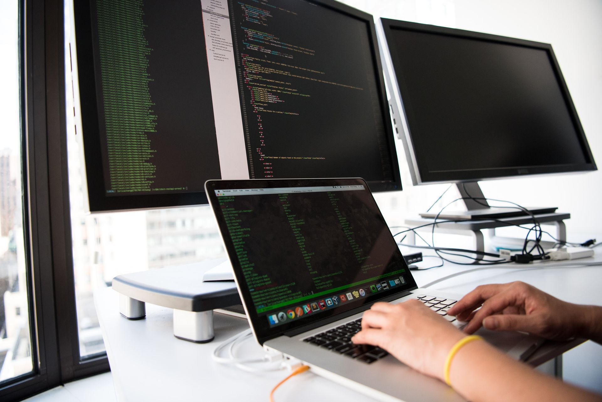 network specialist debugging server