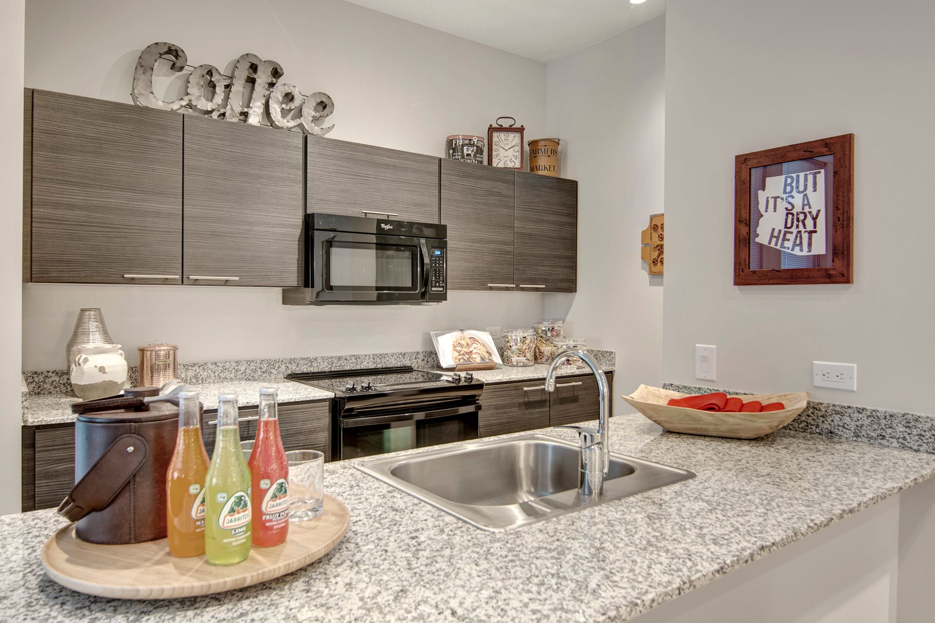 Kitchen at The Trend at 51 Apartment Homes in Phoenix, AZ.