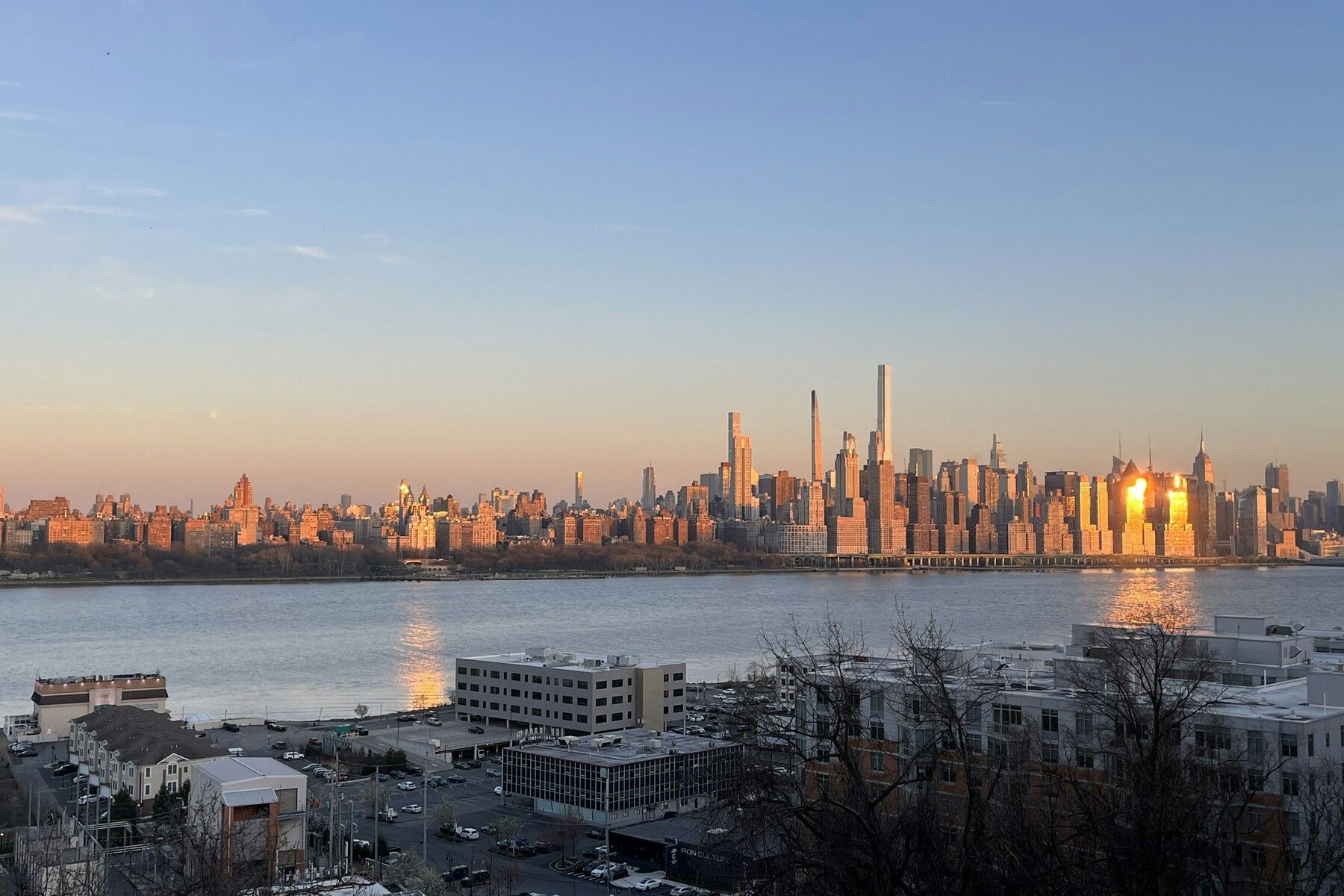 Manhattan skyline