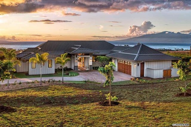 Good Shot of Front of the House - Puunene, HI - Island Commercial Doors & Windows, LLC