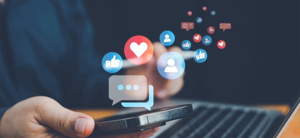 Leveraging Social Media Integration to Drive Traffic to Your Outfitter Website