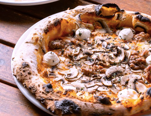 pizza at Il Caminetto