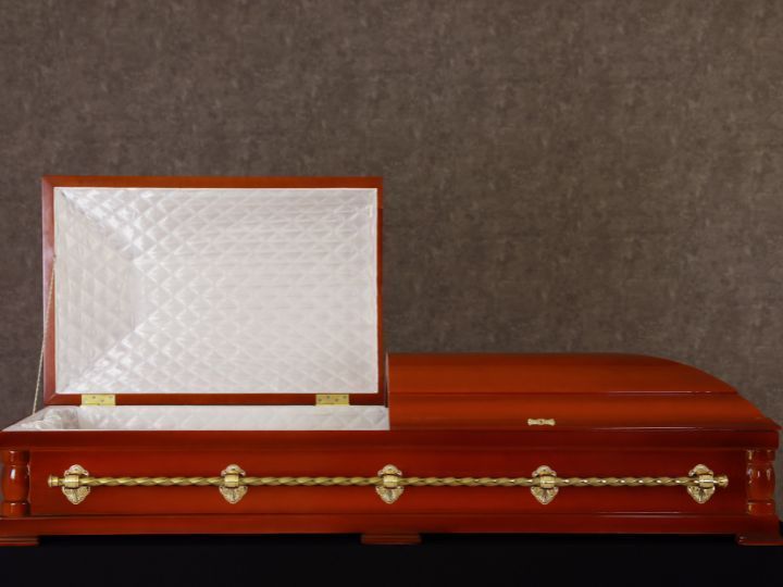 Casket Selection Guide: Types, Materials & Prices in Georgia Funeral Homes