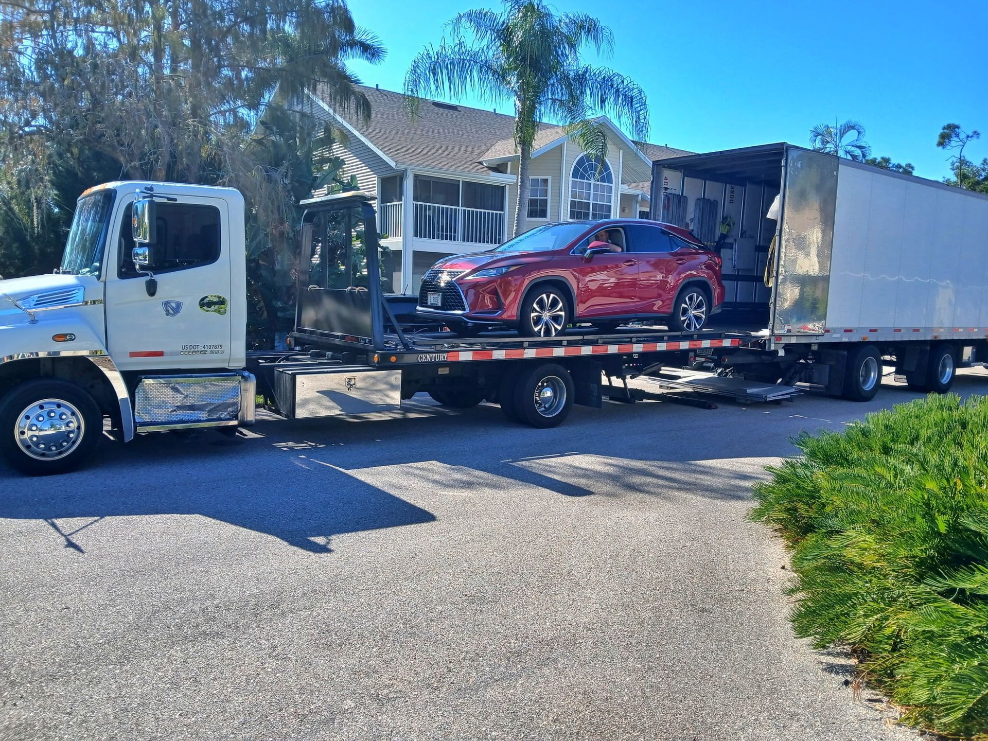 Long distance towing from Naples FL by Naples Towing and Recovery