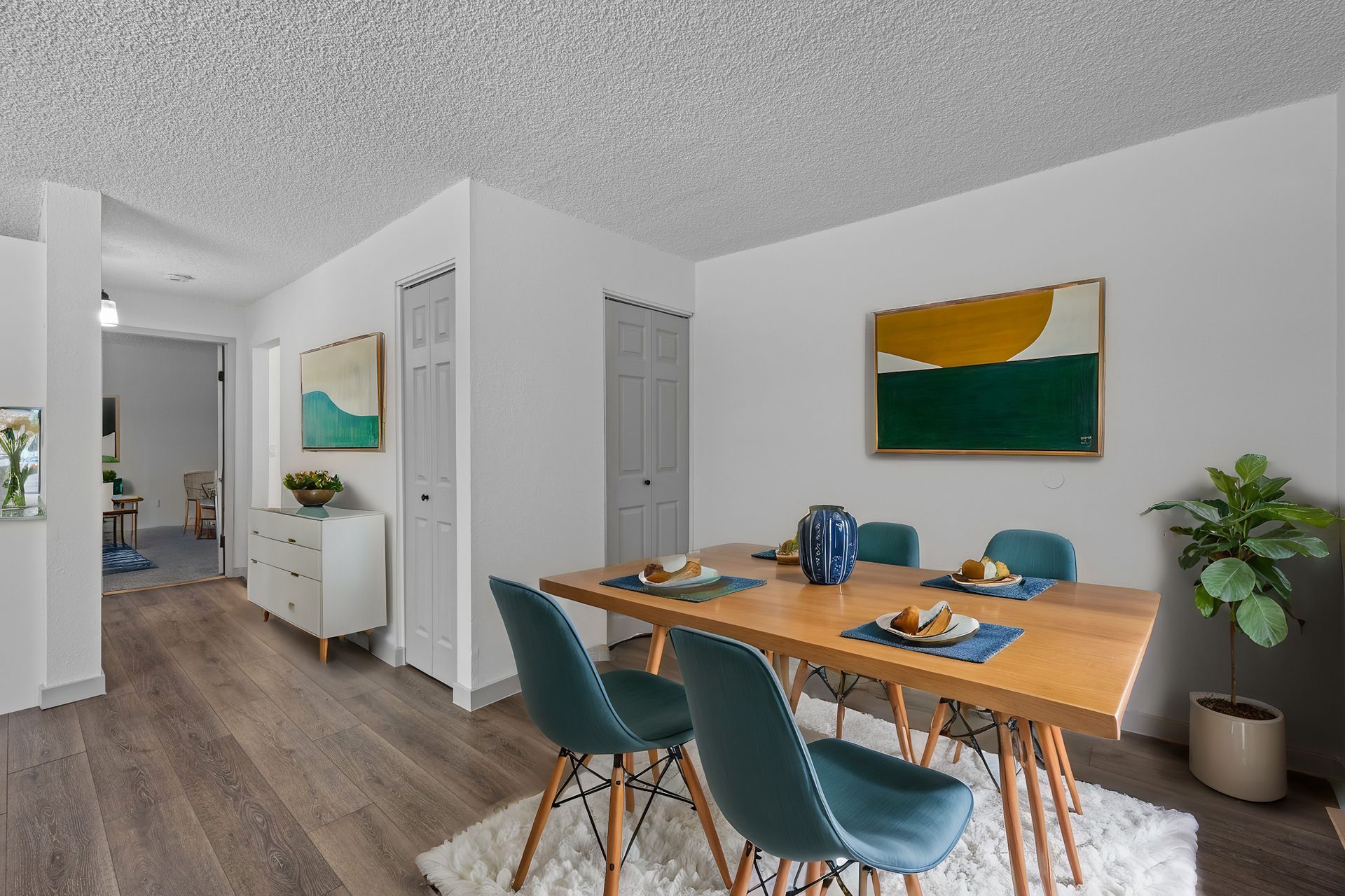 Photo of a dining area