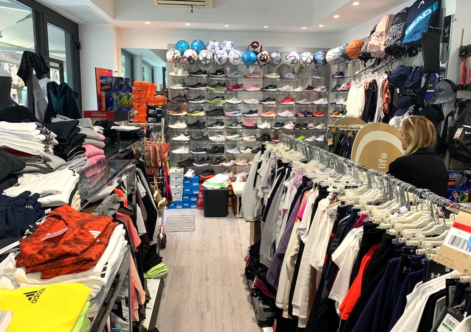 abbigliamento nike