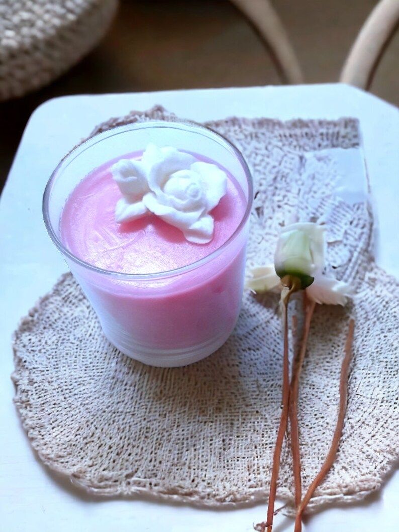 Flowers Scented 11.5 oz Soy Candles in Bright Beautiful Colors.