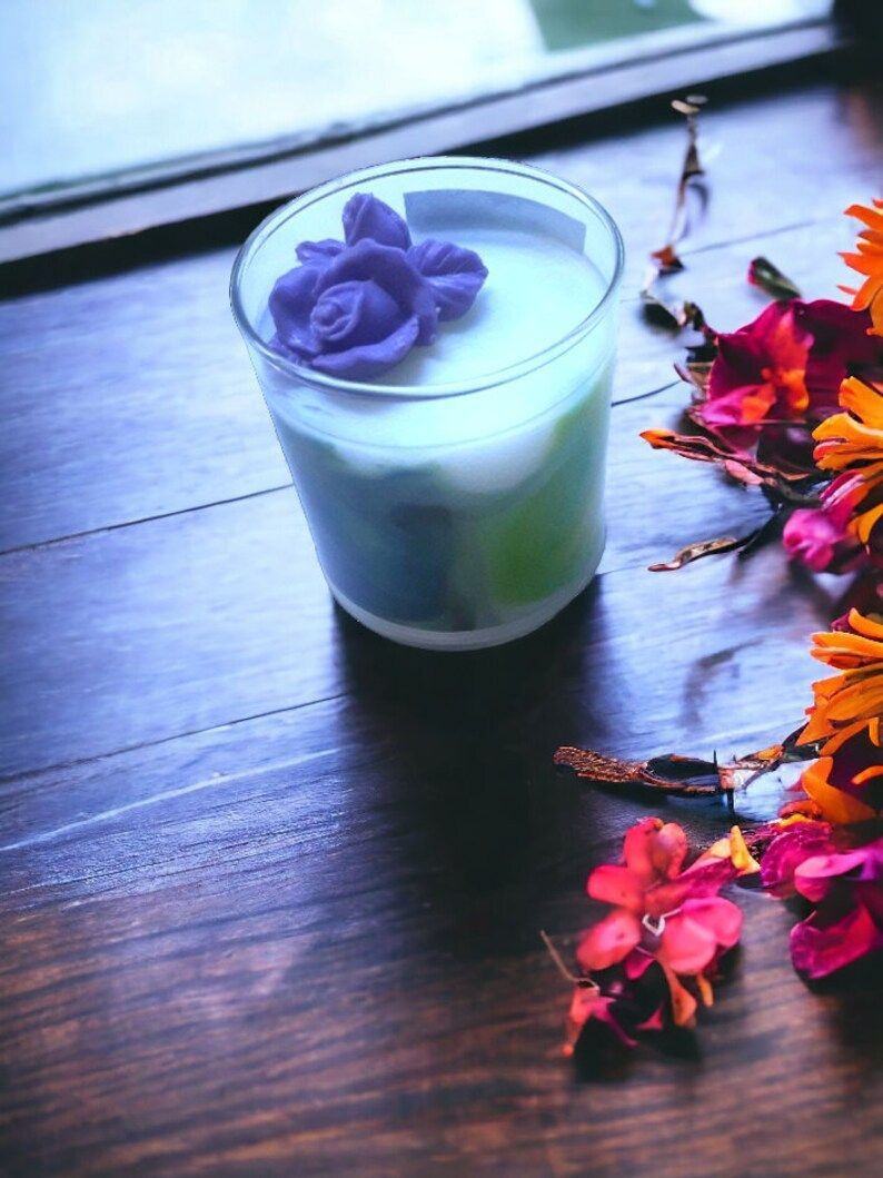 Flowers Scented 11.5 oz Soy Candles in Bright Beautiful Colors.
