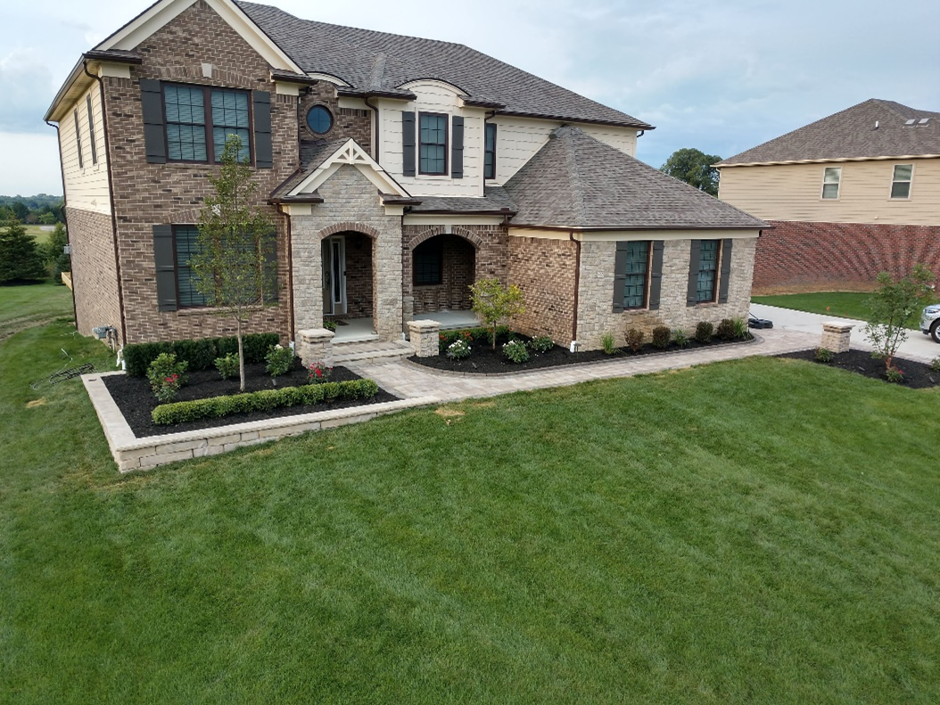 Landscaping contractor in Rochester, MI