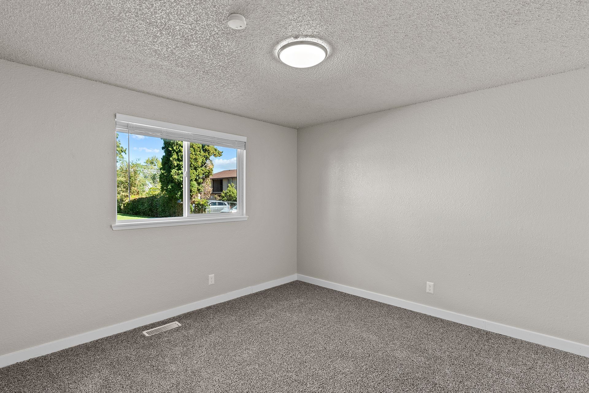 Spacious bedrooms with tons of closet space