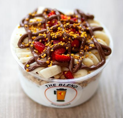 Create-A-Bowl 12 oz (Regular) – Build your perfect bowl with your choice of base, (3) fresh fruits, (2) crunchy toppings, and (1) flavorful drizzles.