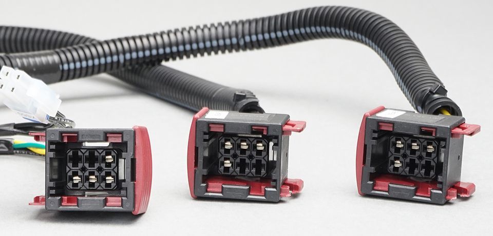 Engine custom wire harnesses, cable harnesses and electrical enclosure assemblies. 1