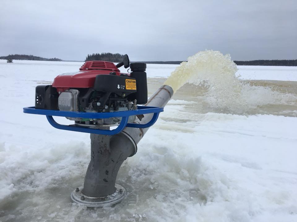 Big Ice Flooding Pumps for Winter Road Ice Construction.