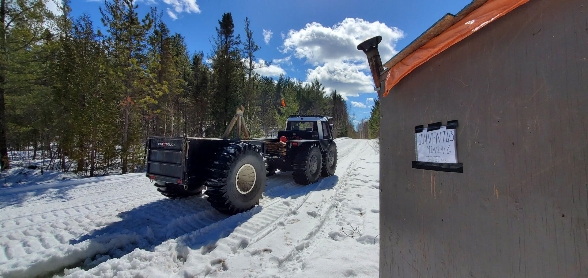 Fat Truck 2.8 P with a trailer.