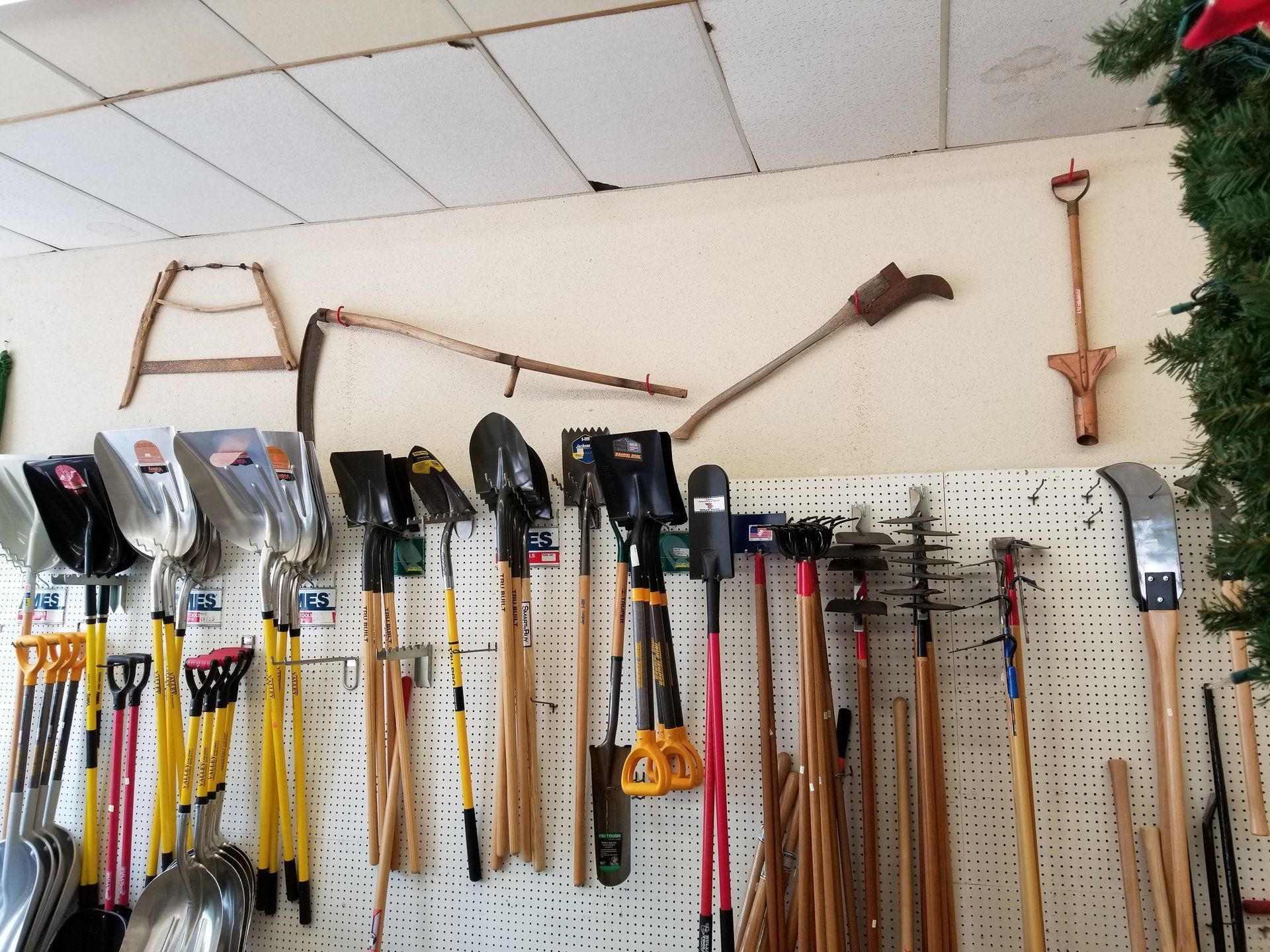 Shovel | Chester, SC | Ezell Hardware Inc