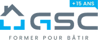 Logo de GSC, entreprise de construction, représentant une maison, les lettres « GSC » et le slogan « Former pour Bâtir ». « +15 ANS » dans une bulle de dialogue.