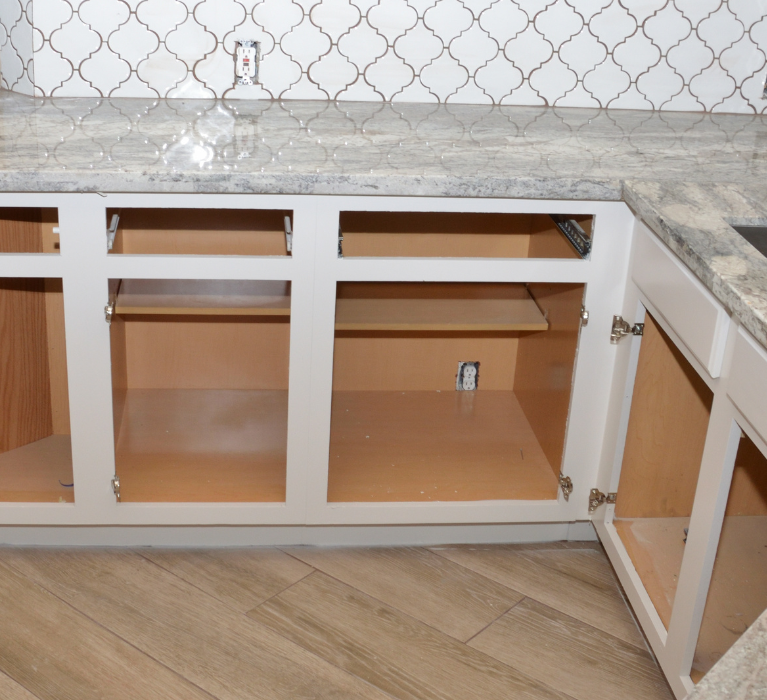cabinet painters 