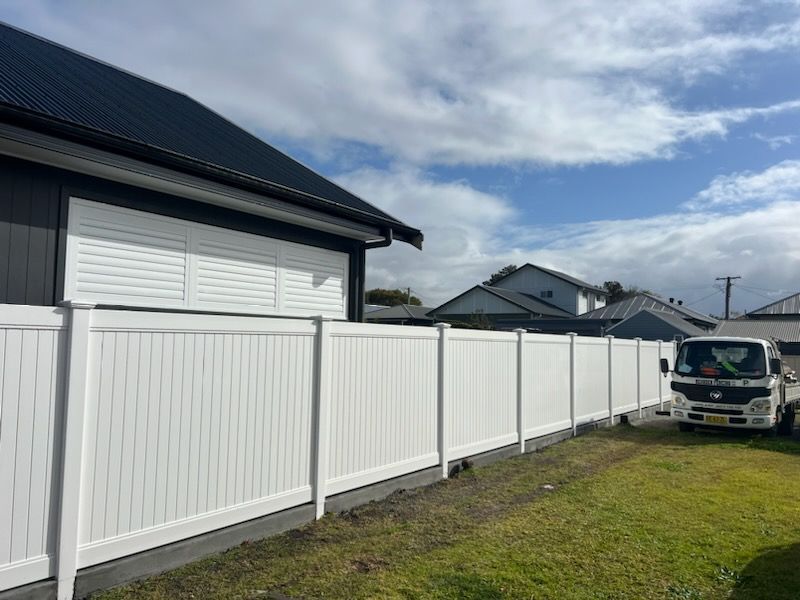 Beautiful Hamptons PVC Fence — Rearden Fencing Pty Ltd in Toronto, NSW