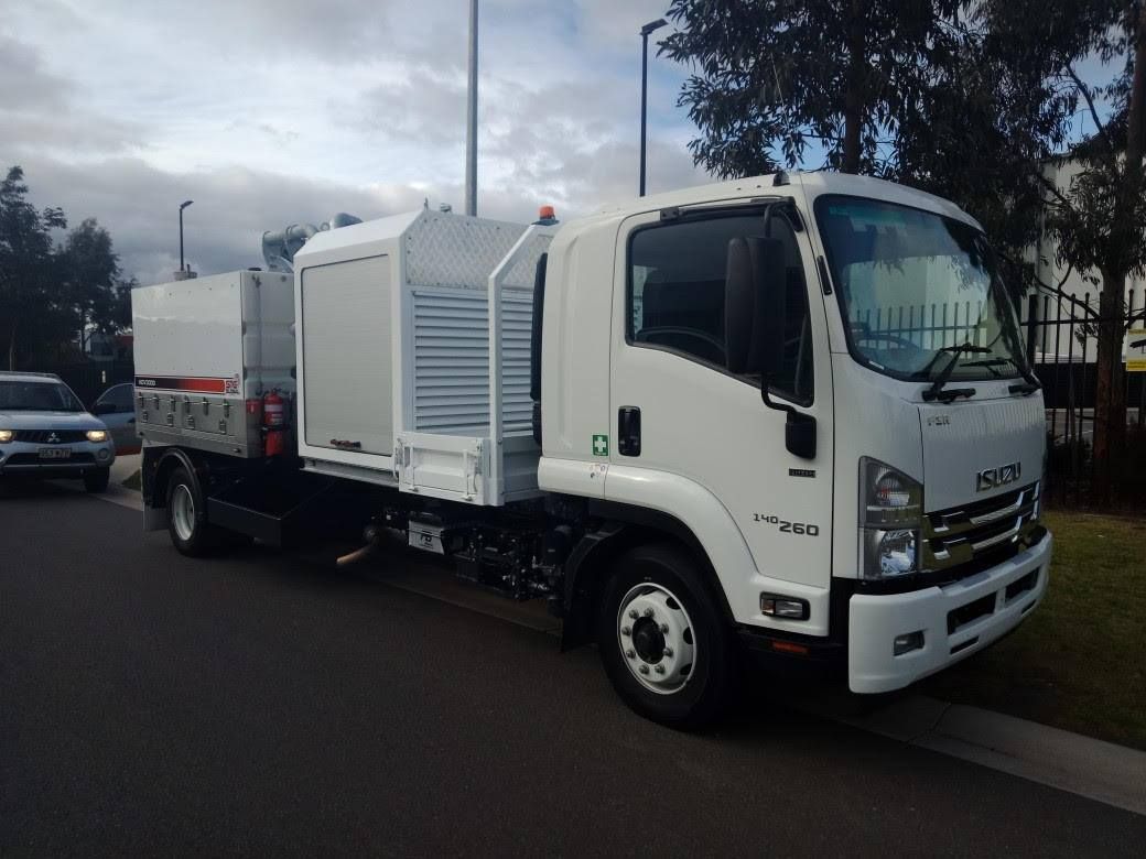 Hydro Excavation Or Spray Unit Truck