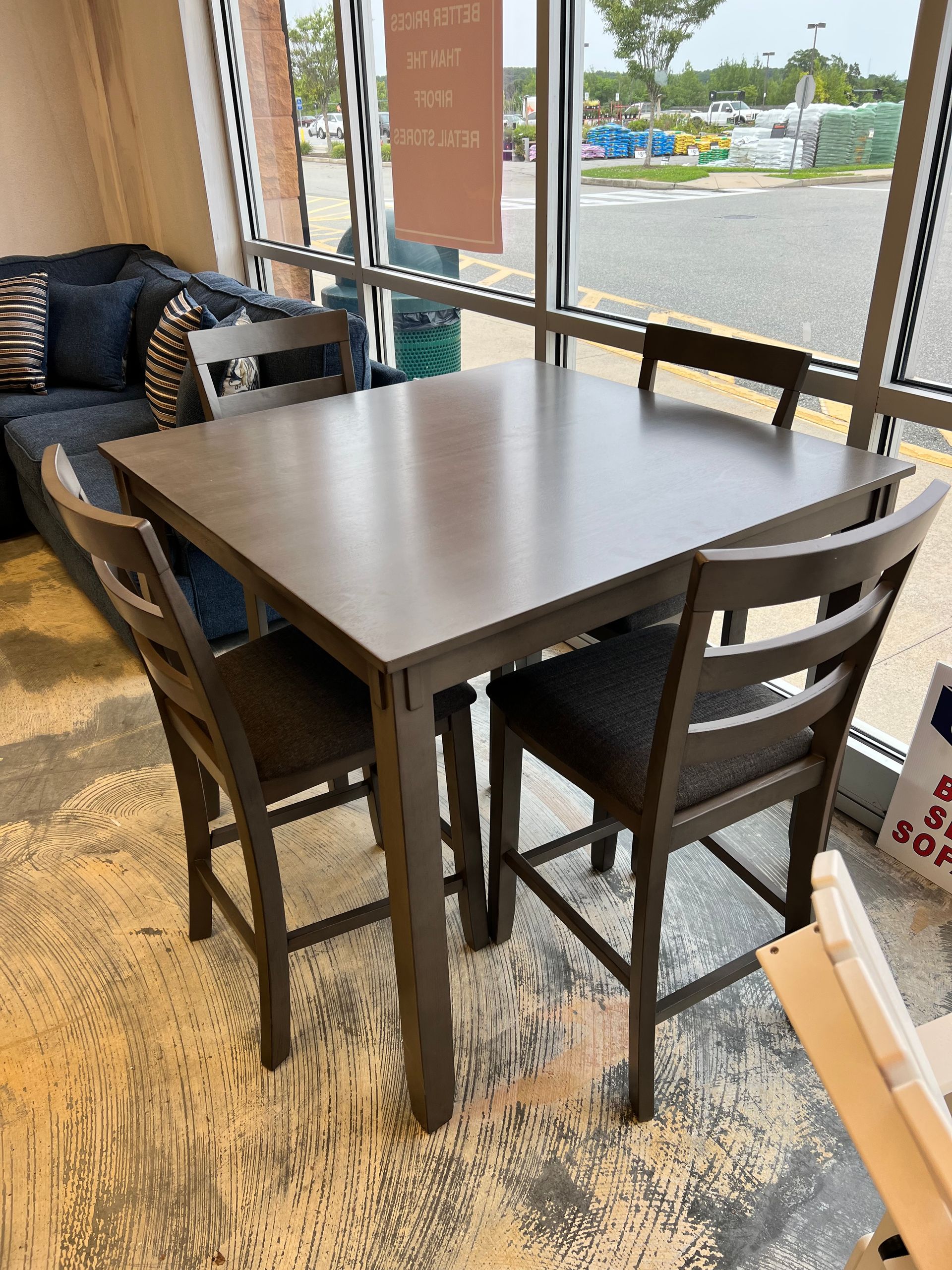 Stylish Dining