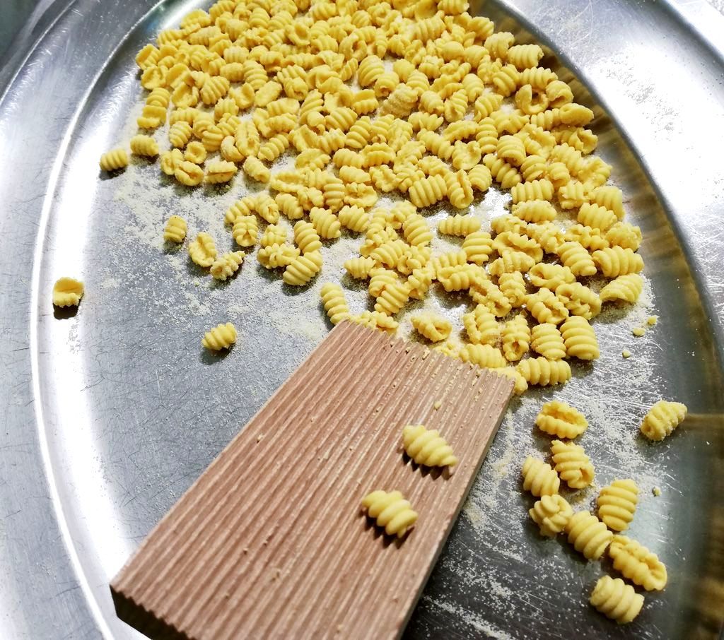 Produzione gnocchi sardi