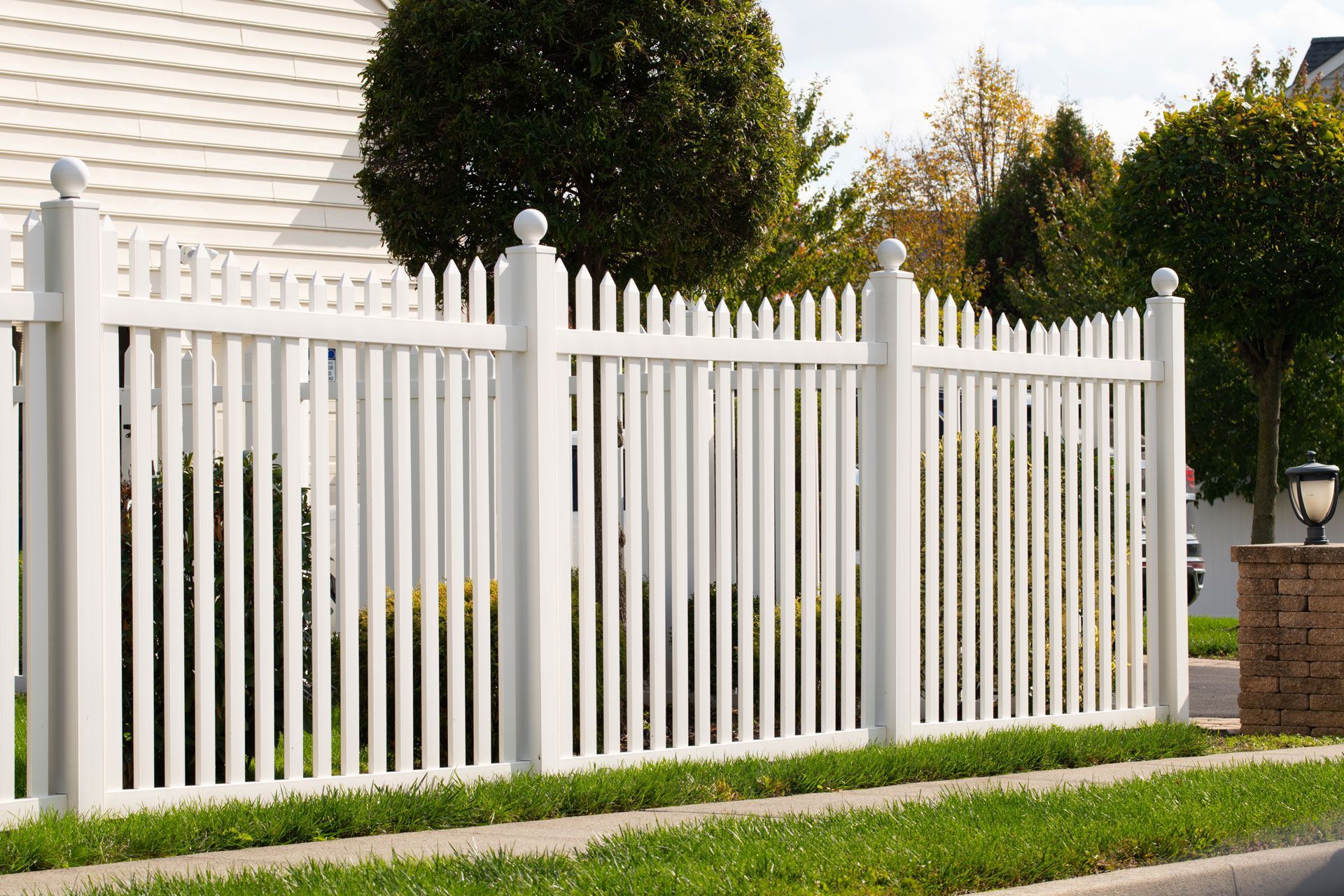 White wood fence