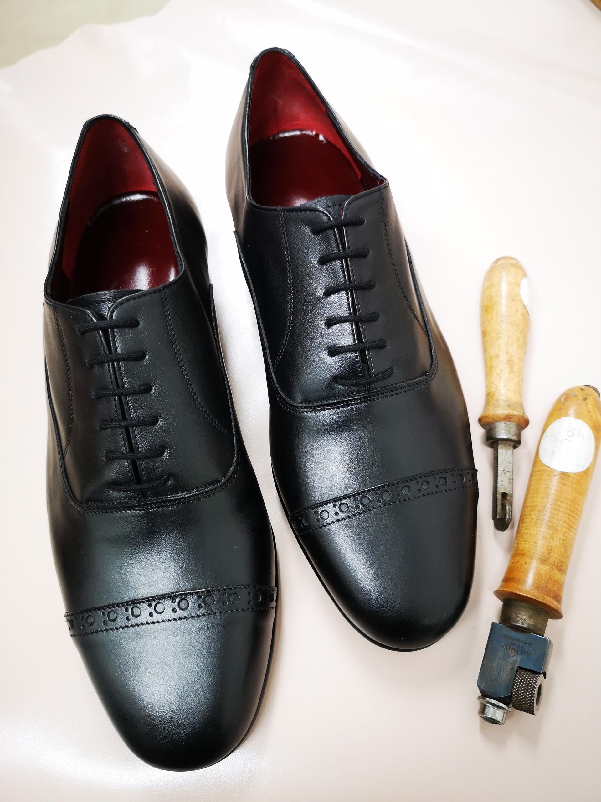 Creazione scarpe uomo eleganti