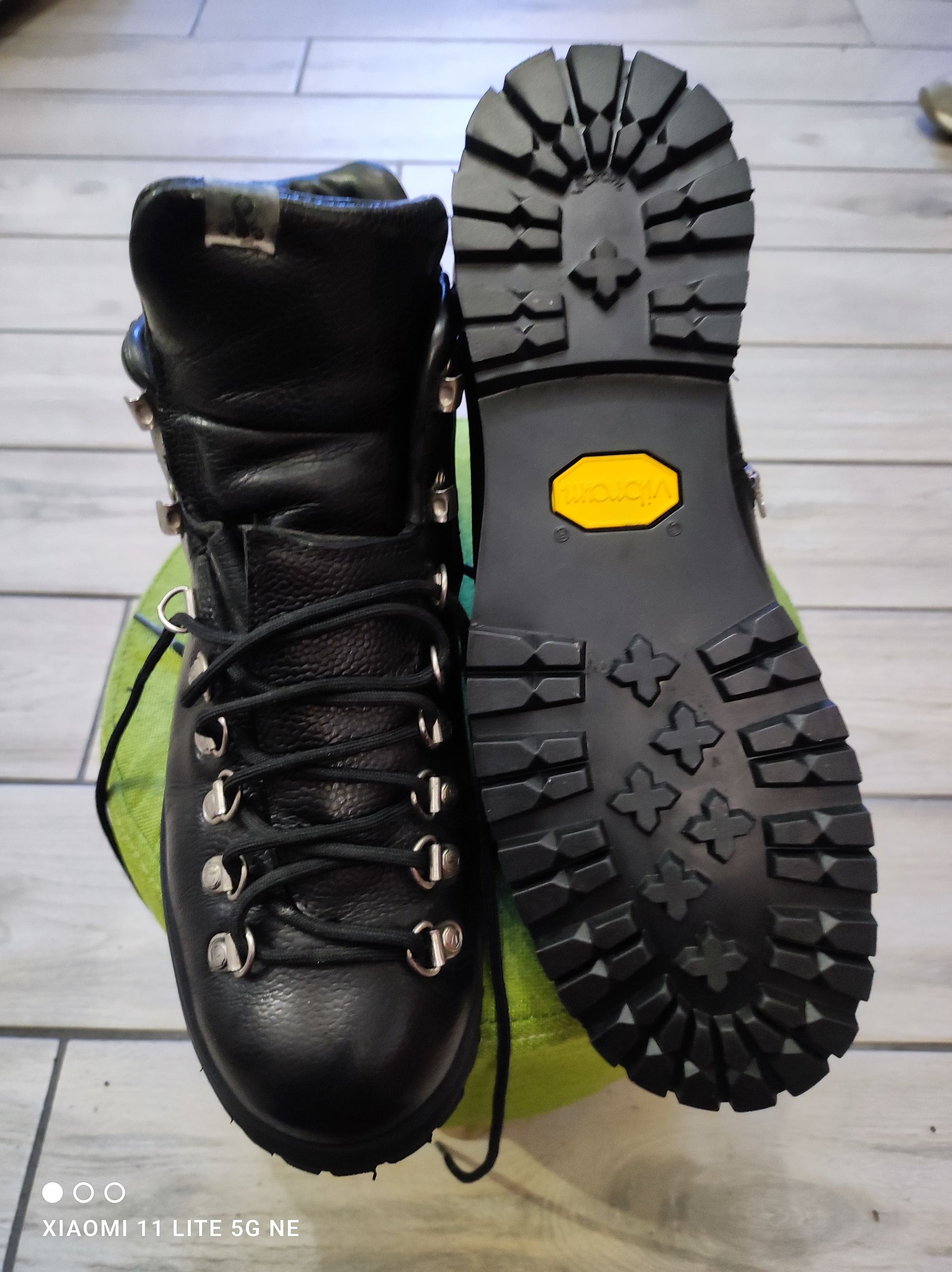 Riparazioni scarpe da trekking
