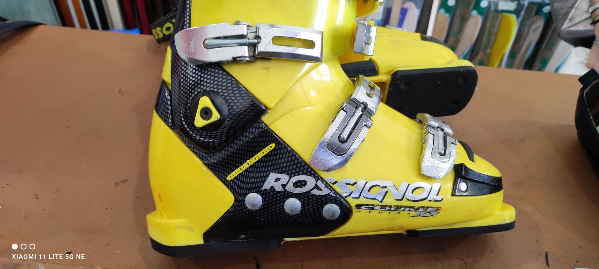 Riparazioni scarponi da sci