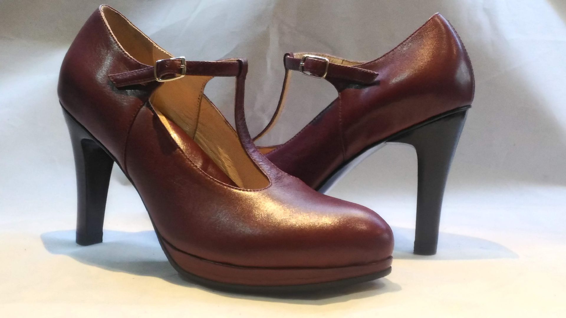 Scarpe donna realizzate a mano