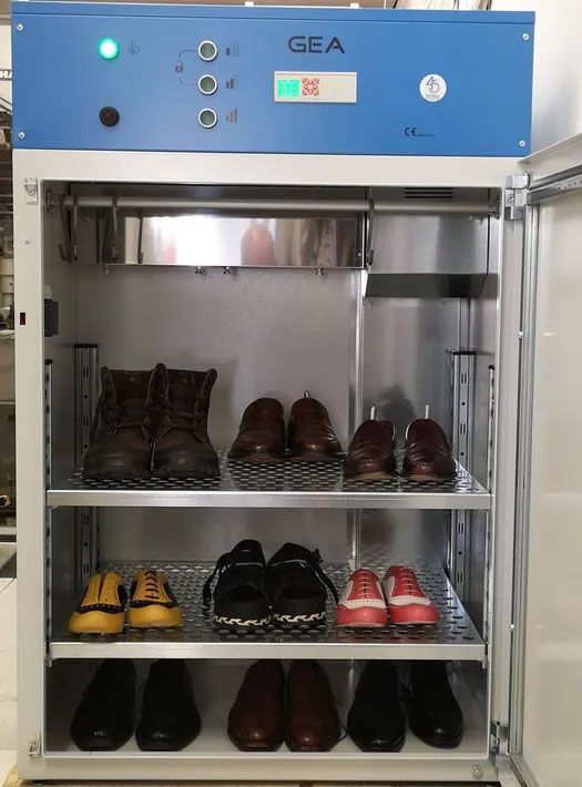 Pulizia e igienizzazione scarpe