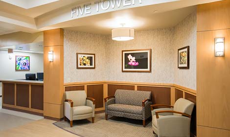 Custom framing for business