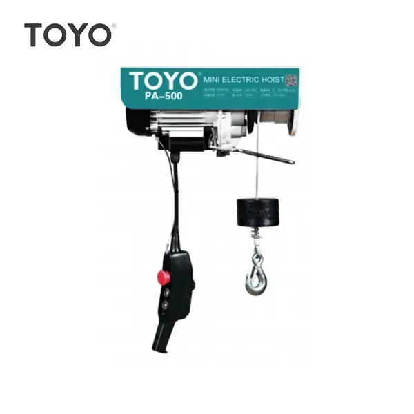Mini polipasto eléctrico TOYO PA-500. Dispositivo verde y plateado con control negro y gancho.