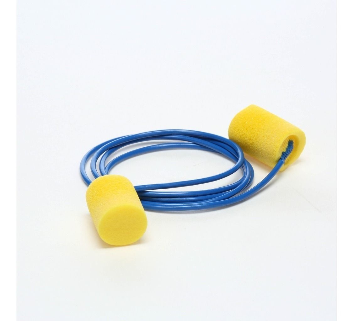 Un par de tapones para los oídos de color amarillo con un cordón azul.