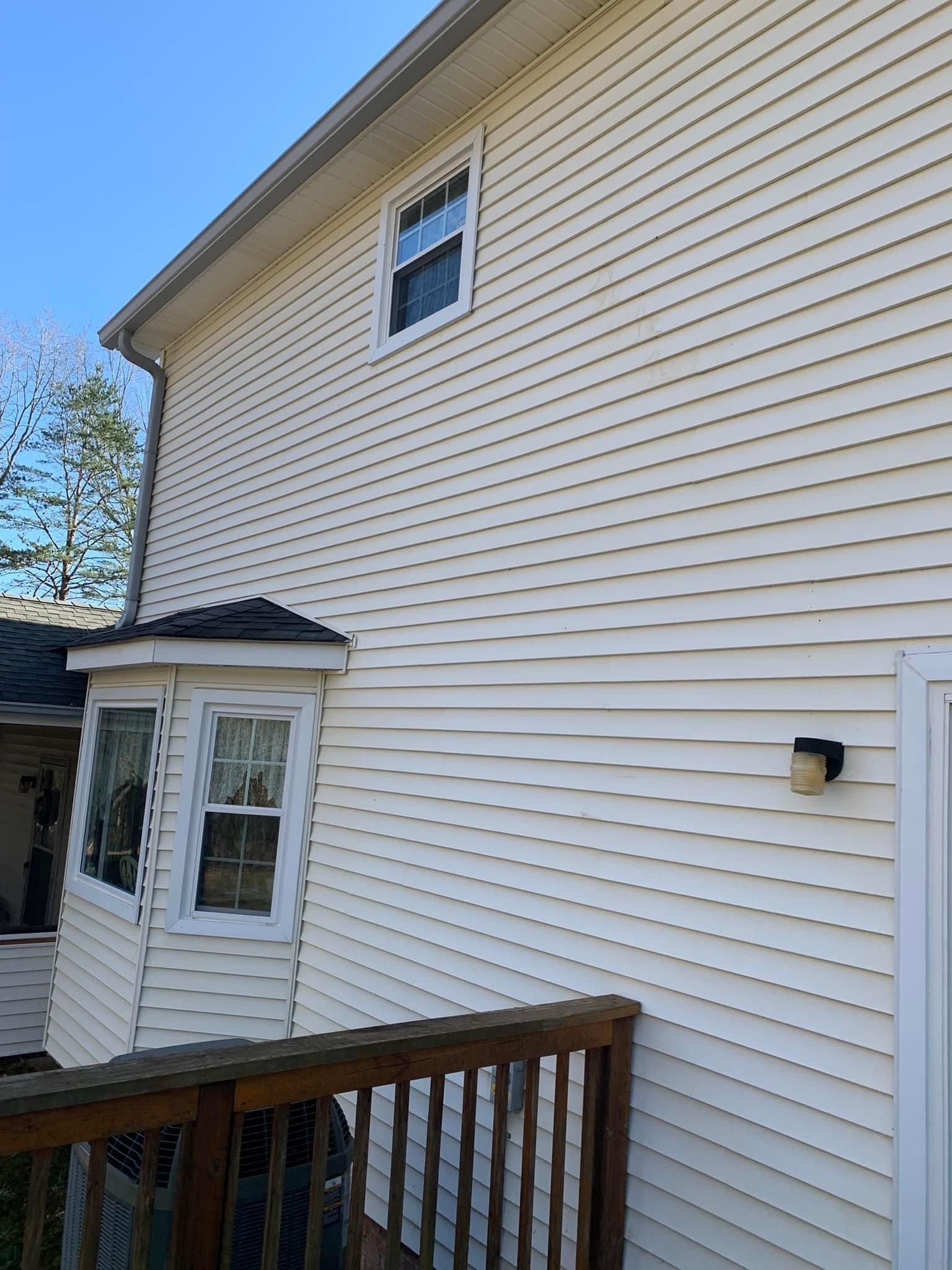 After Siding Pressure Washing