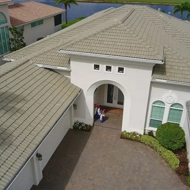Residential tile roof in Jupiter, Florida