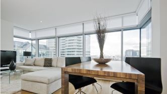 Battery powered roller blinds